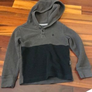 Volcom NWOT long sleeve